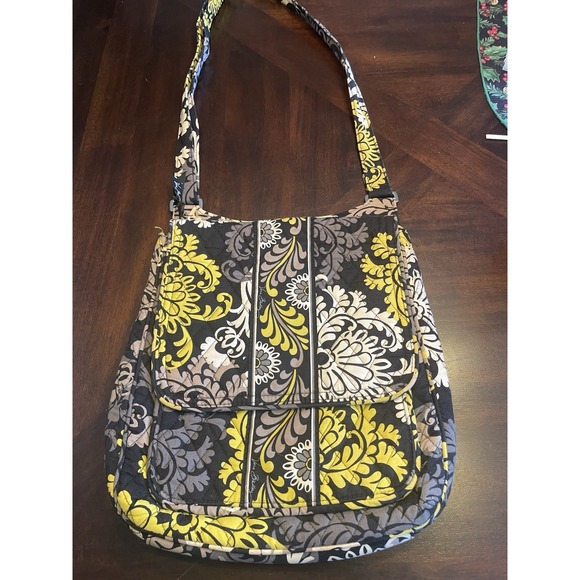 Vera & Lucy Handbags - Vera Bradley Baroque Shoulder Bag Magnetic Closure Retired Black White Yellow